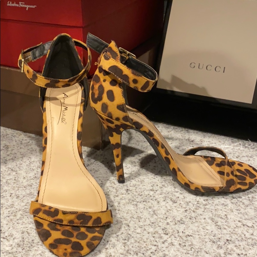 Anne michelle leopard heels
